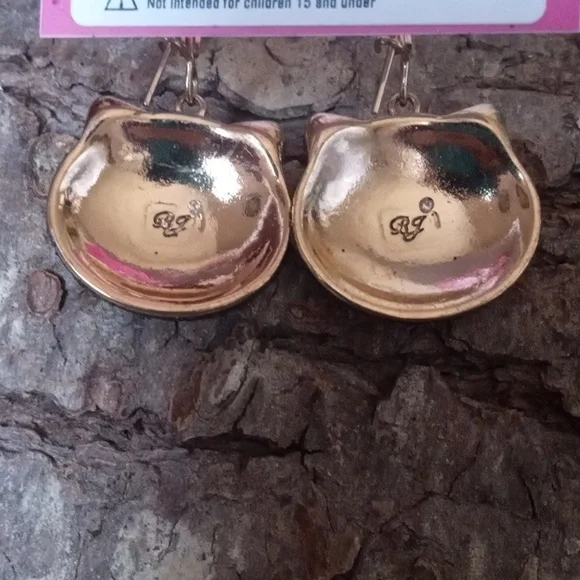 New! BETSEY JOHNSON Black Glitter Halloween Cat Long Drop Leverback Earrings. - Picture 8 of 9